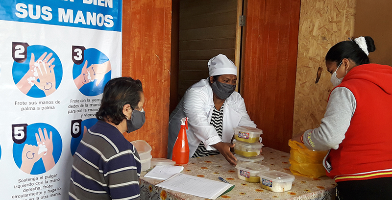 Ollas comunes, una alternativa para disminuir el hambre en familias afectadas por el covid-19 en Lima-Perú